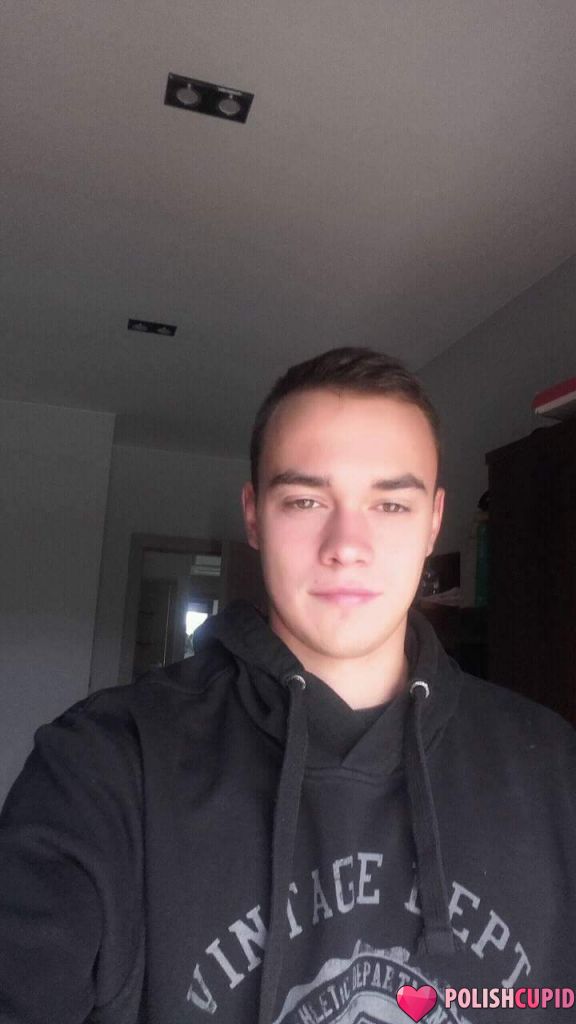 pix 24 Years Old Person handsome polish man user robo9123 24